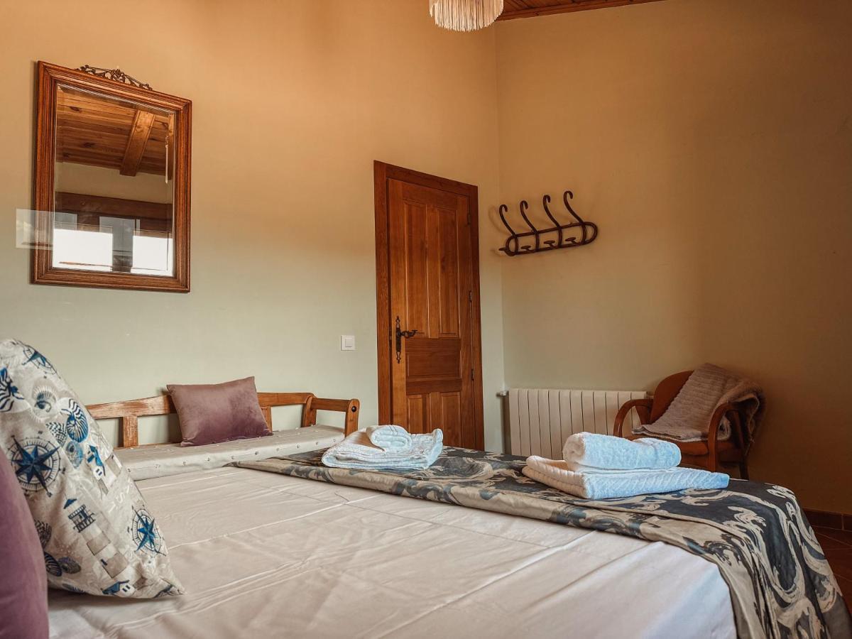 La Casa De La Acacia Apartment Olba ภายนอก รูปภาพ