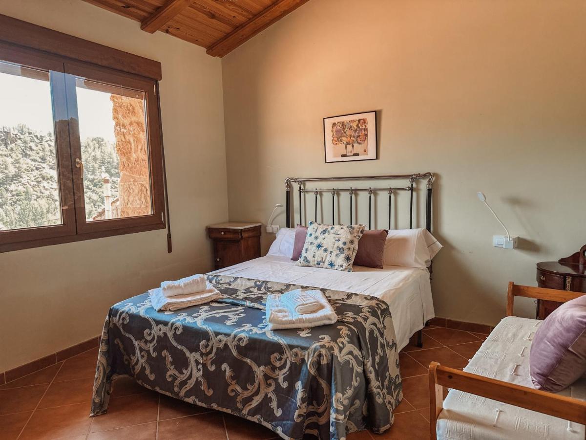 La Casa De La Acacia Apartment Olba ภายนอก รูปภาพ