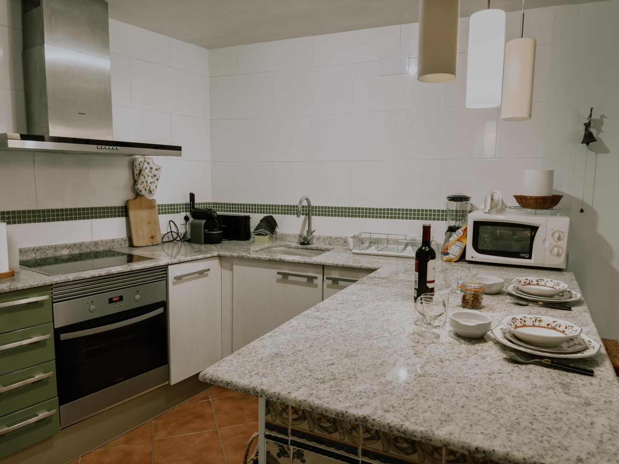 La Casa De La Acacia Apartment Olba ภายนอก รูปภาพ